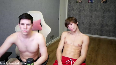 holiday_boys  12-11-2022